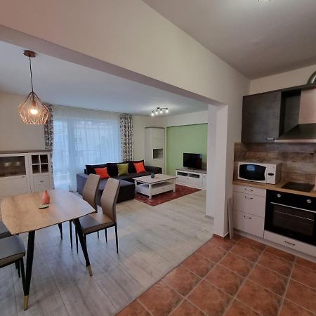 Flora - Beautiful *New* Apartment To The Beach Burgas Exterior photo